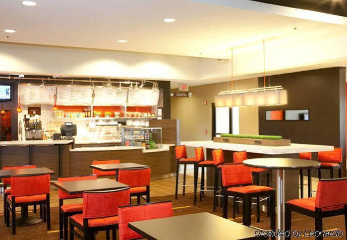 Hotel Courtyard Near Duke University/downtown 3*